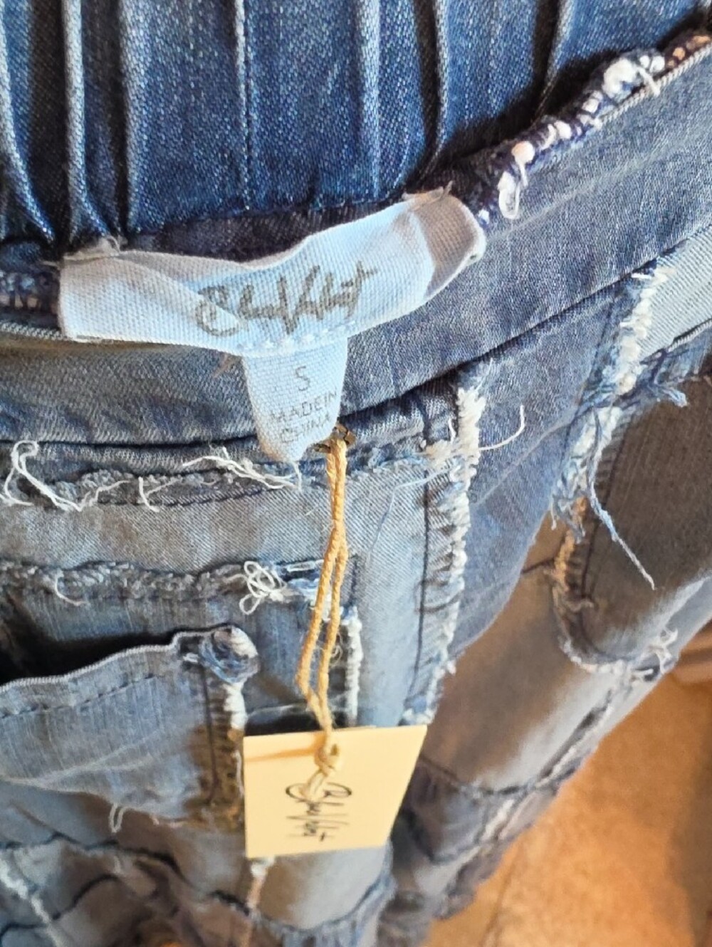 155p Blue Velvet Patchwork Wide-Leg Jeans - Washed Blue - Picture 15 of 15
